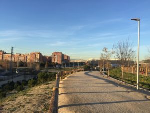 Diversas organizaciones de la sociedad civil madrileña, entre ellas la FRAVM, han iniciado una campaña contra el cierre de los parques.